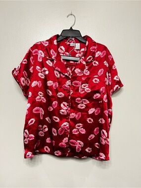 Red Pink Satin Kiss-Print Novelty Lip‎ Buttons Pajama Set Womens Size XL